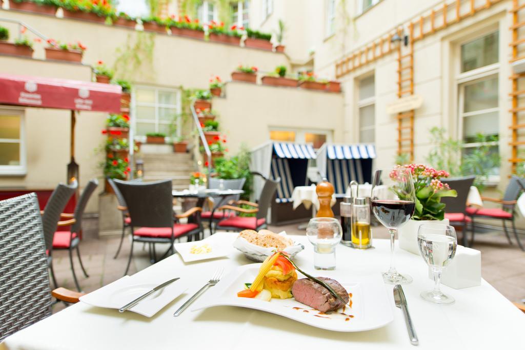 Martas Hotel Albrechtshof Berlino Esterno foto