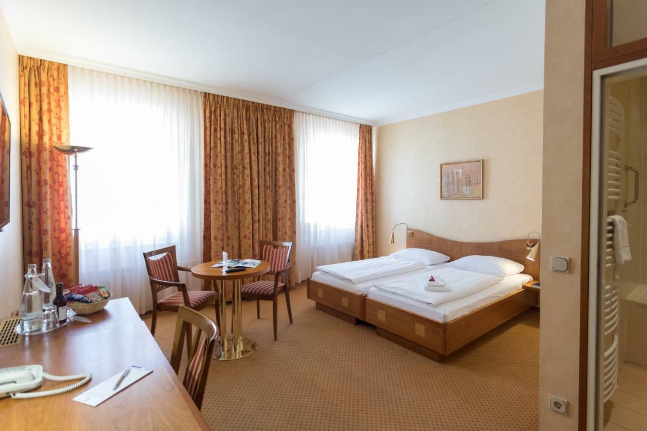 Martas Hotel Albrechtshof Berlino Esterno foto